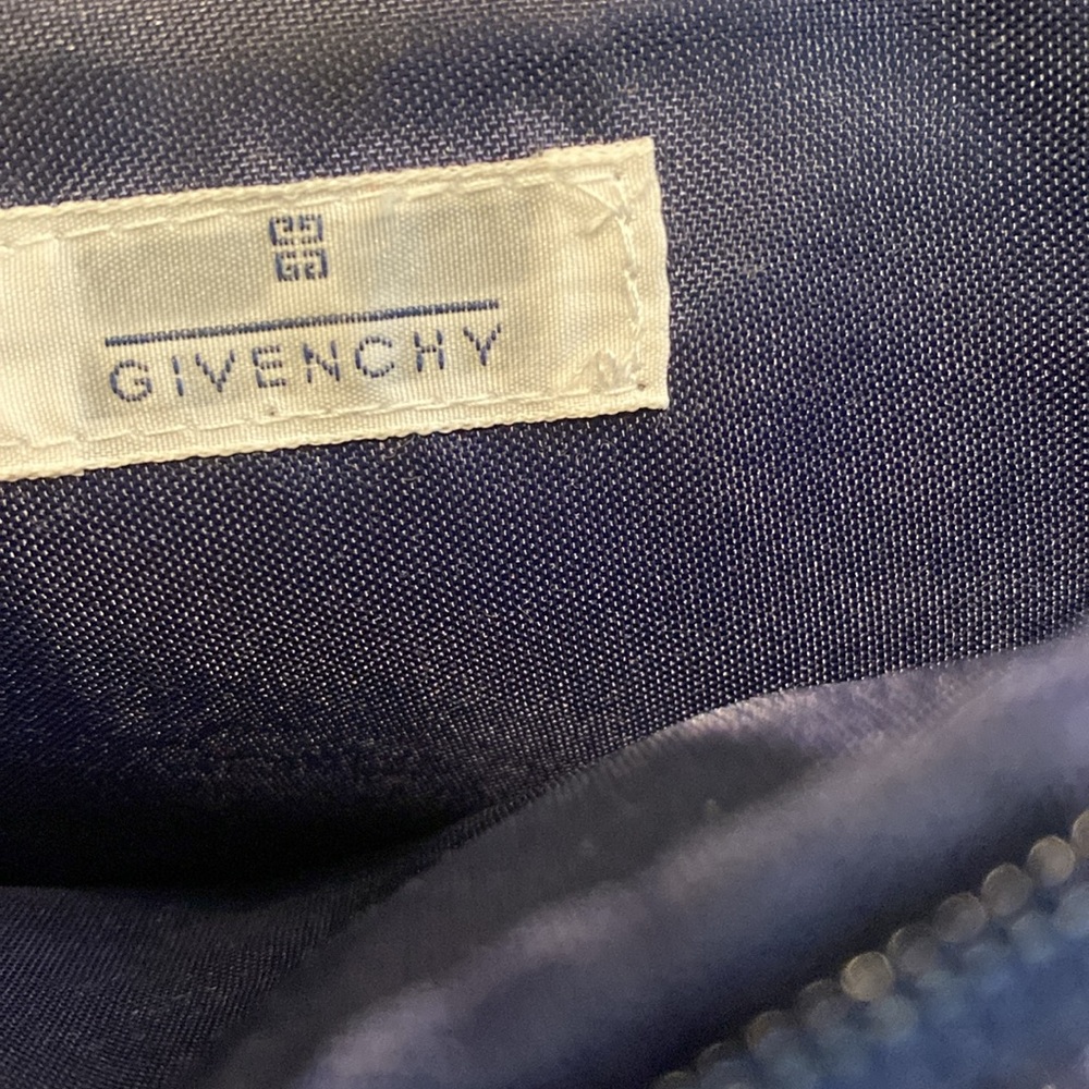 Givenchy makeup pouch - Picture 5 of 7